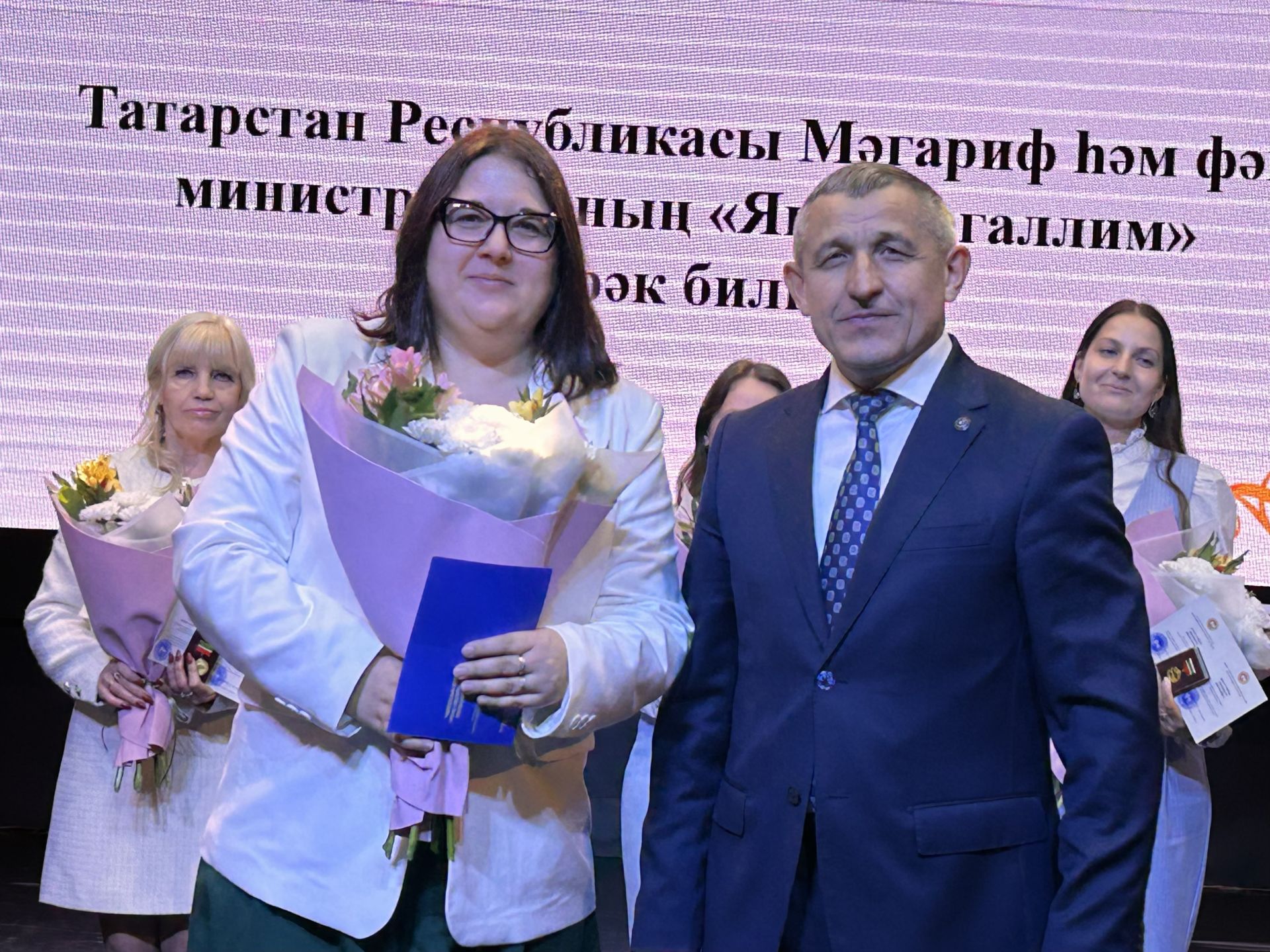 В Лаишевском доме культуры отметили День учителя