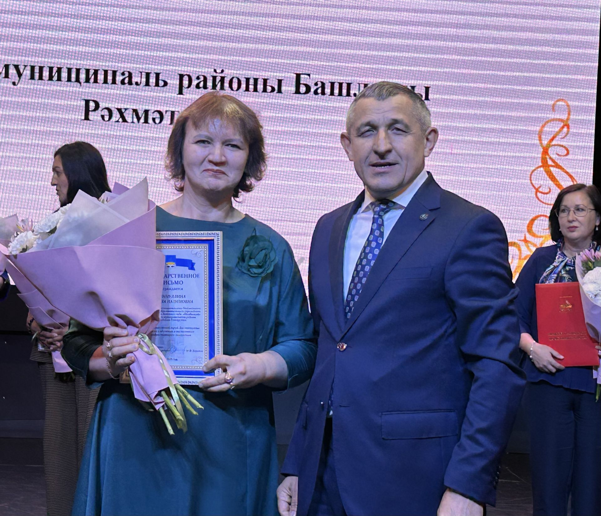 В Лаишевском доме культуры отметили День учителя