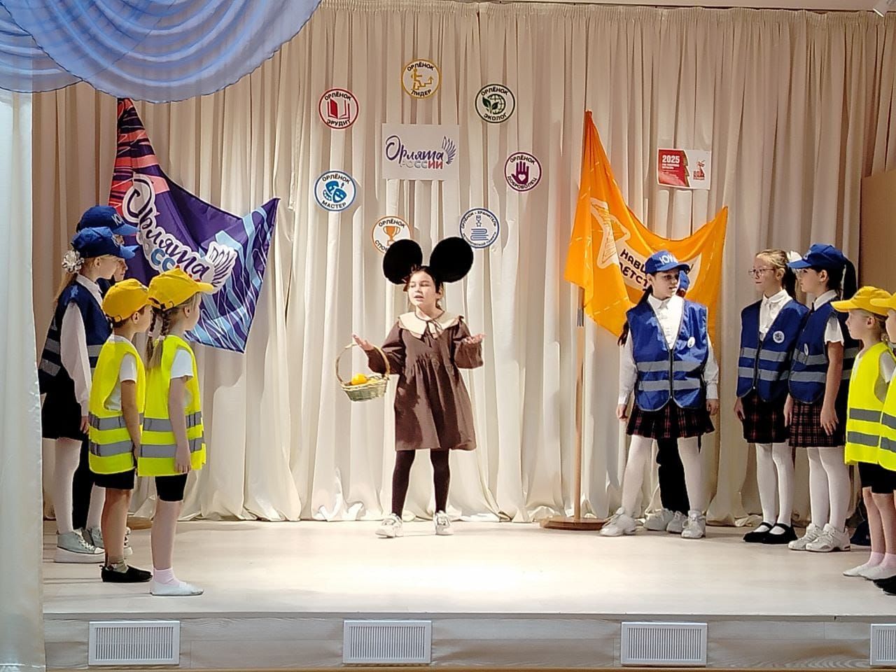 Отряды ЮИД и ЮПИД делятся опытом на семинаре для классных руководителей