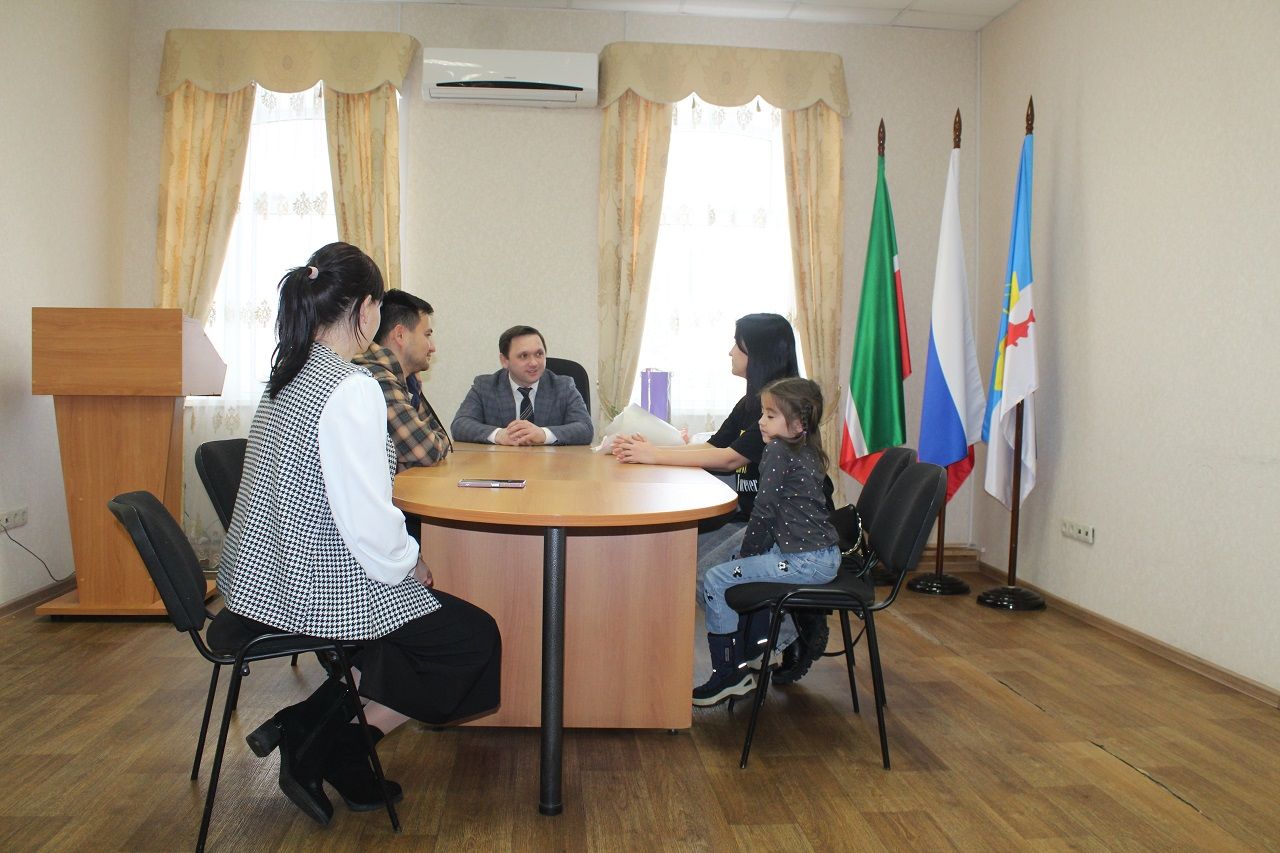 Молодая семья из Лаишевского района получила более полутора миллионов рублей на покупку жилья