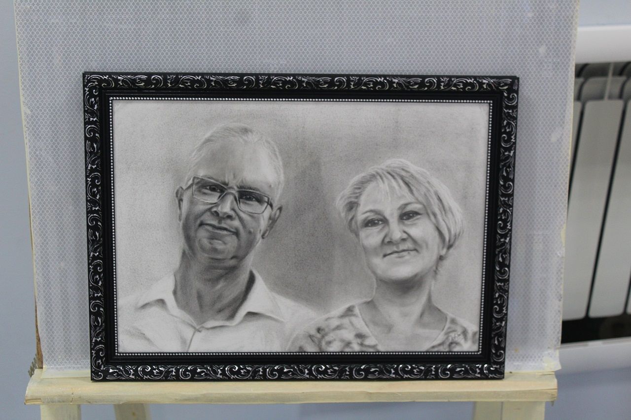 Лаишевская художница Ольга Довбыш провела третью выставку своих картин «Отражение»