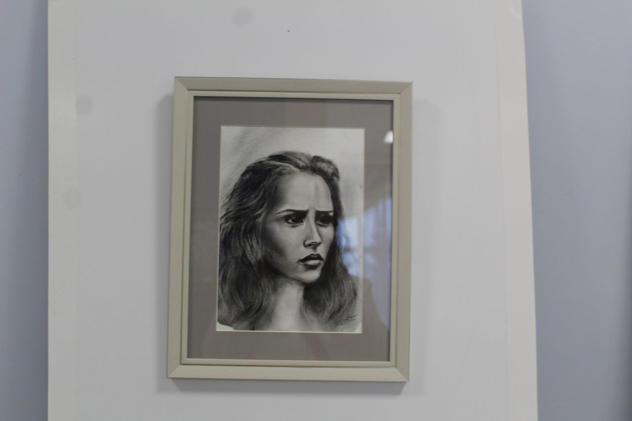 Лаишевская художница Ольга Довбыш провела третью выставку своих картин «Отражение»