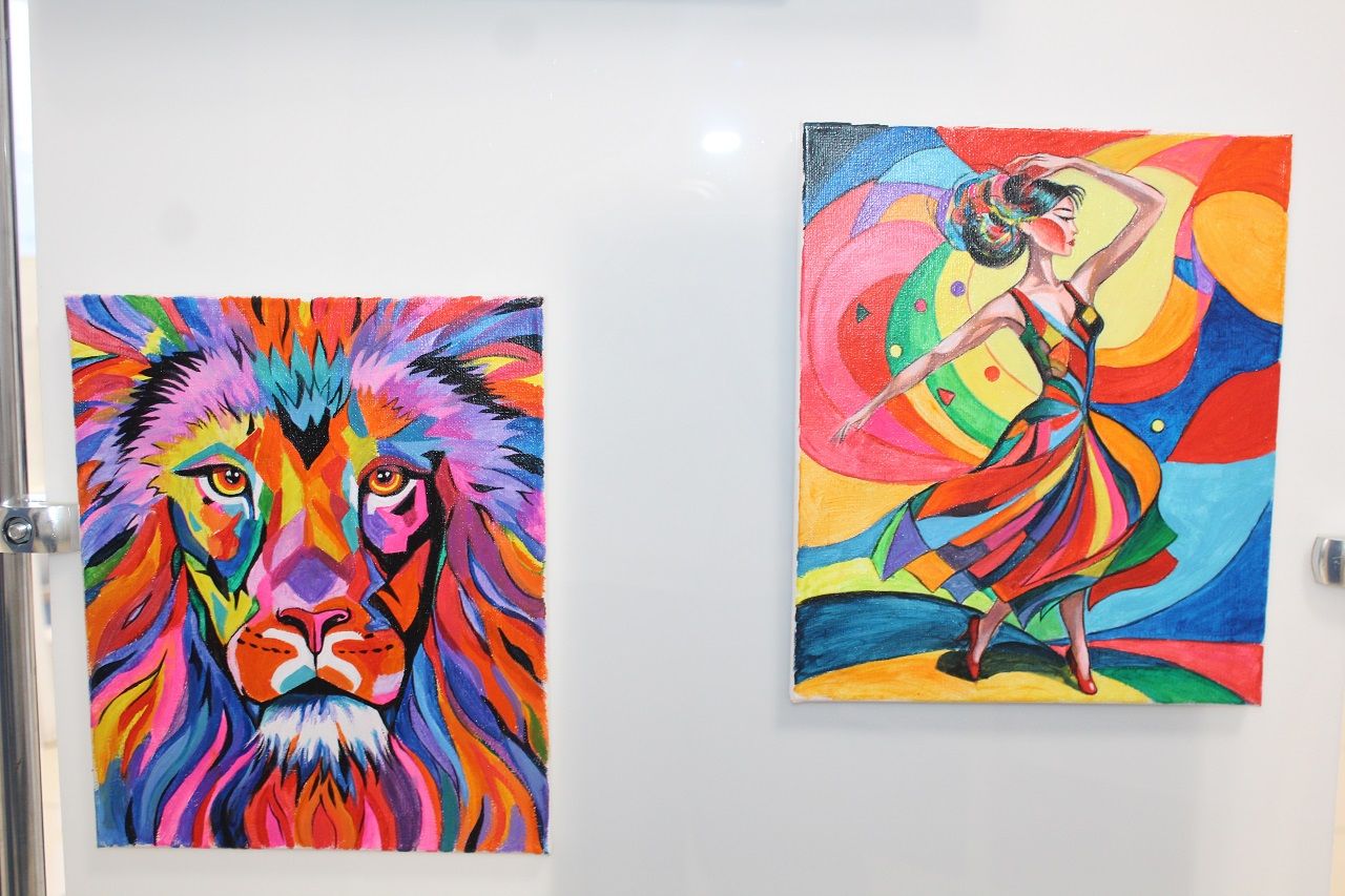 Лаишевская художница Ольга Довбыш провела третью выставку своих картин «Отражение»