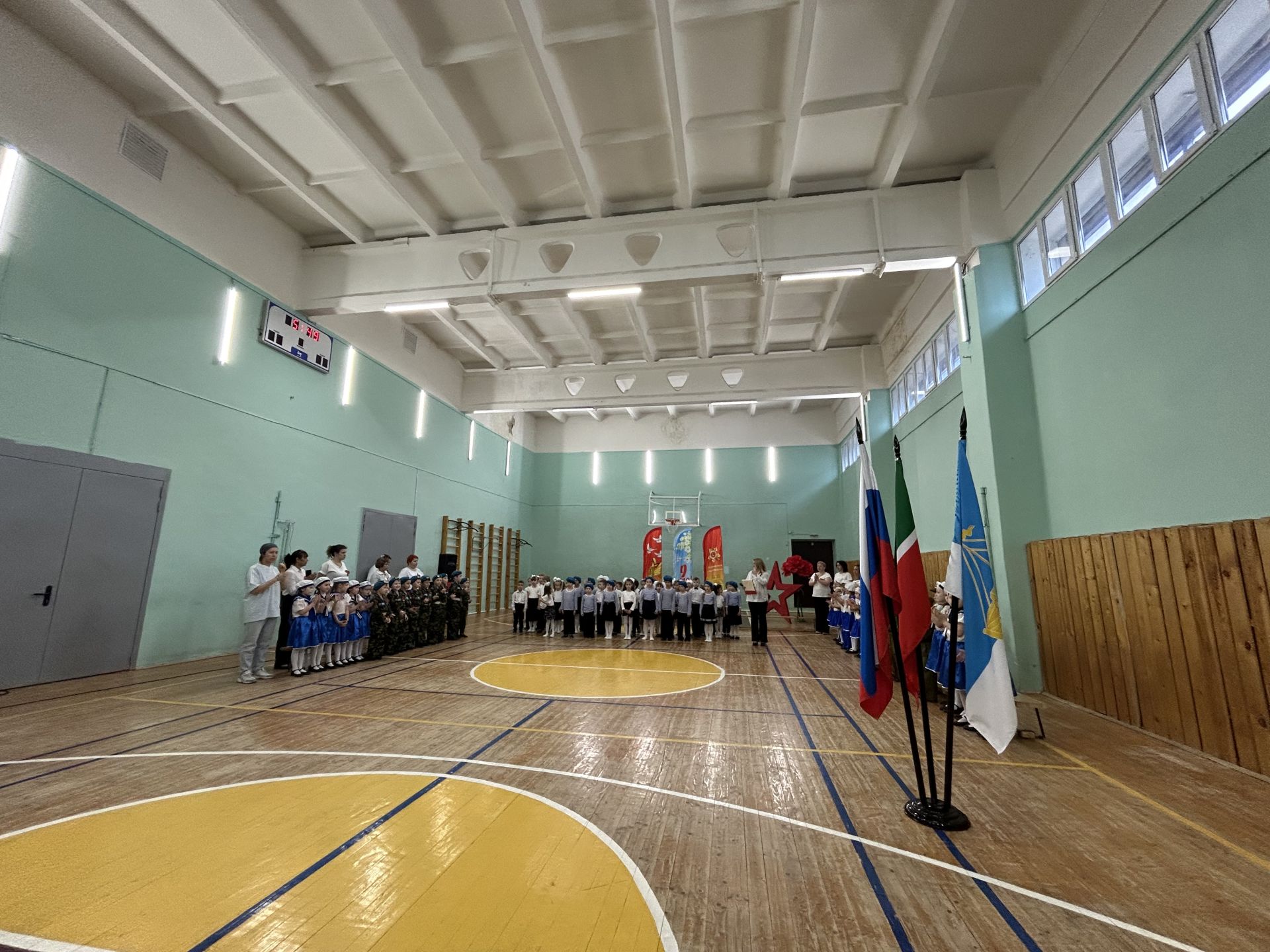 В Лаишеве прошел смотр строя и песни дошкольников