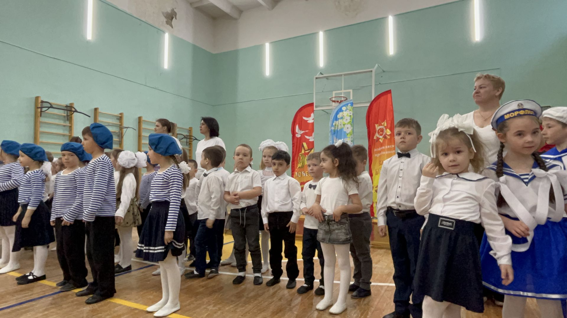 В Лаишеве прошел смотр строя и песни дошкольников