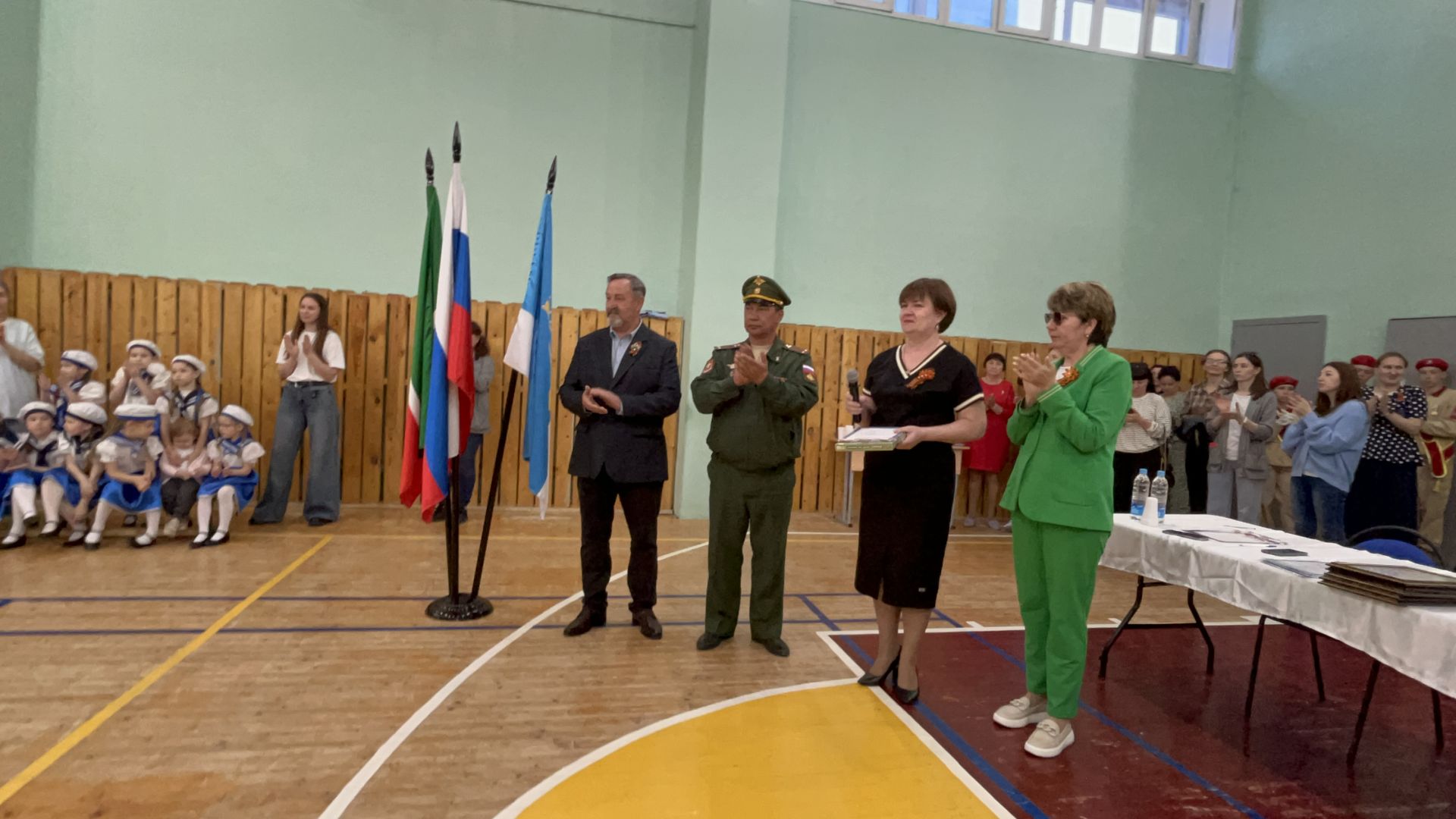 В Лаишеве прошел смотр строя и песни дошкольников