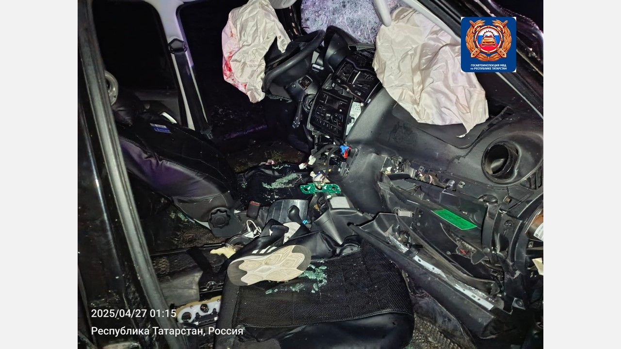 Трагедия на трассе Казань-Оренбург: после лобового столкновения автомобилей один погибший, у троих тяжелые травмы