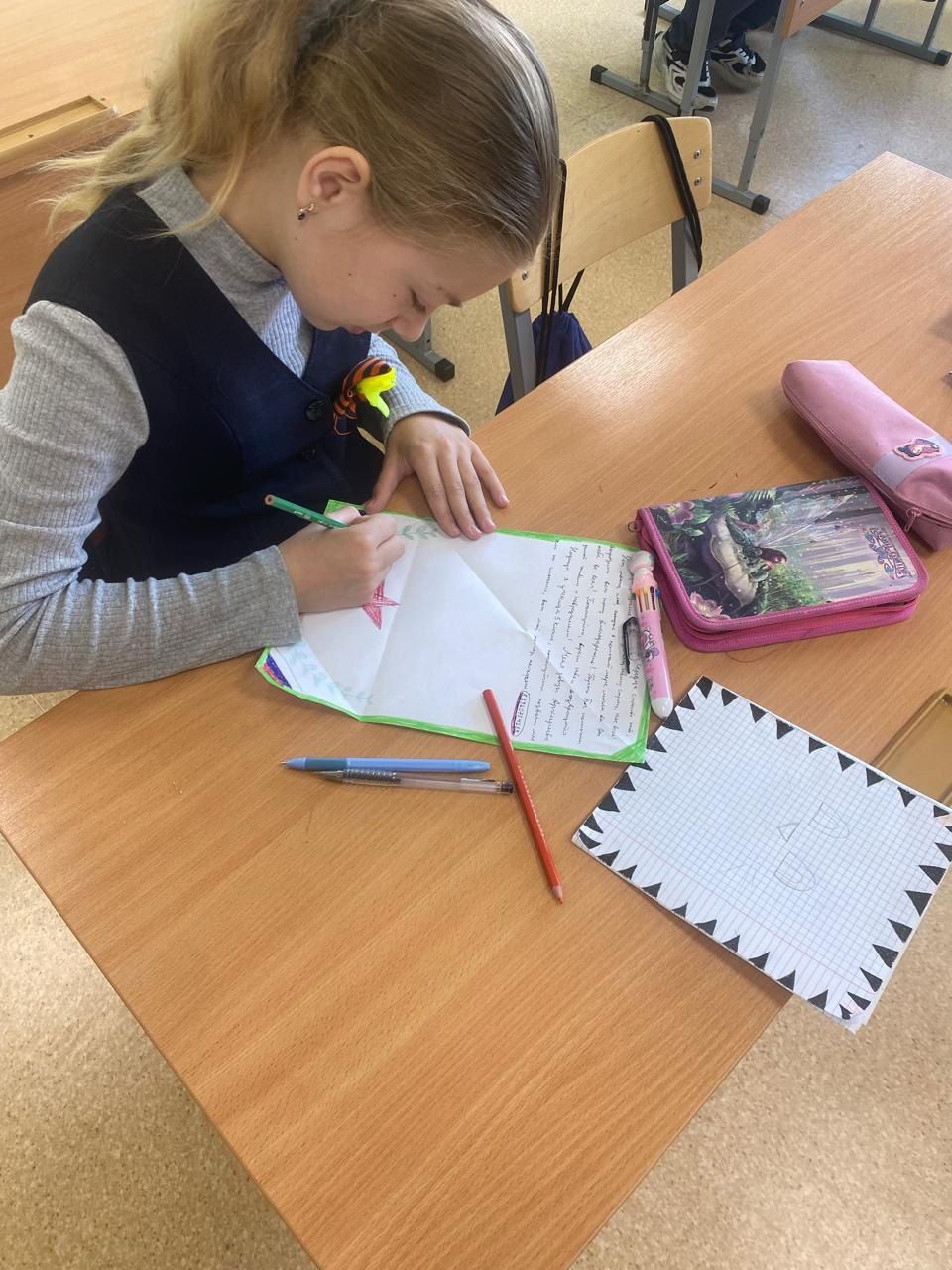 Учащиеся Лаишевского района выразили благодарность воинам СВО за службу