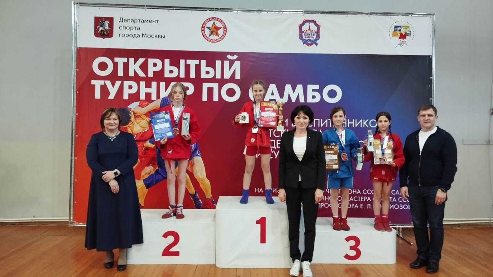 Лаеш самбочылары Мәскәүдән бронза медальләр алып кайттылар