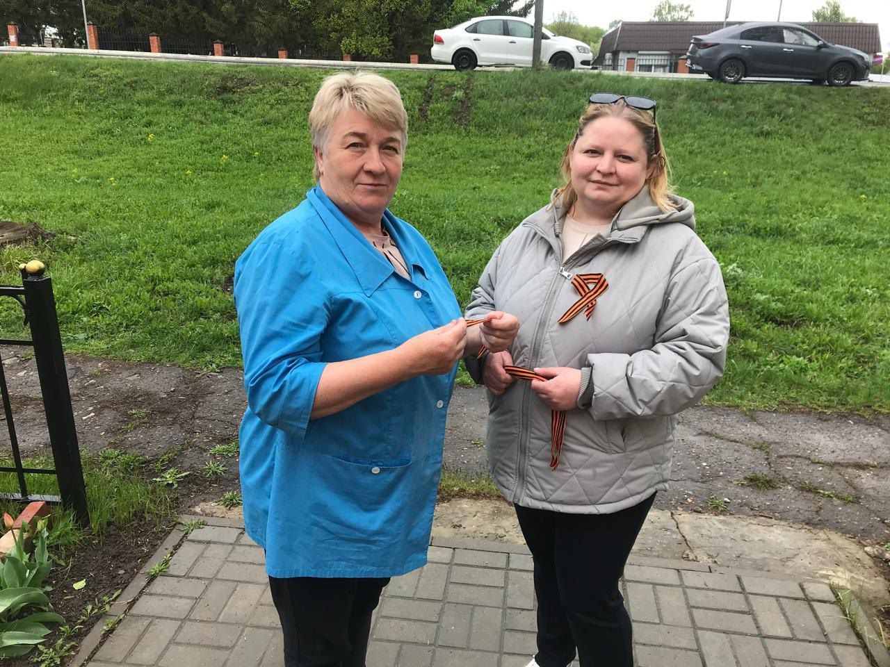 В селе Среднее Девятово прошла акция «Георгиевская ленточка»