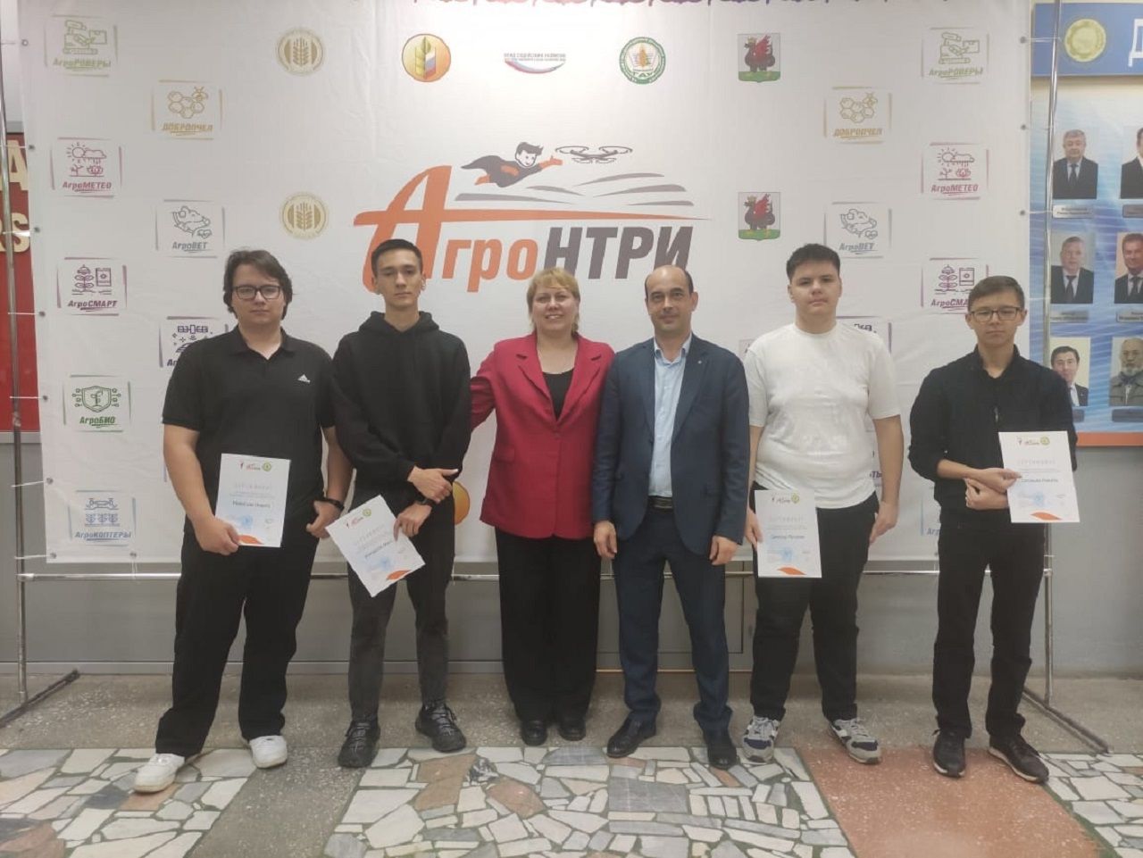 Учащиеся Лаишевского района продемонстрировали лучшие навыки в управлении БПЛА