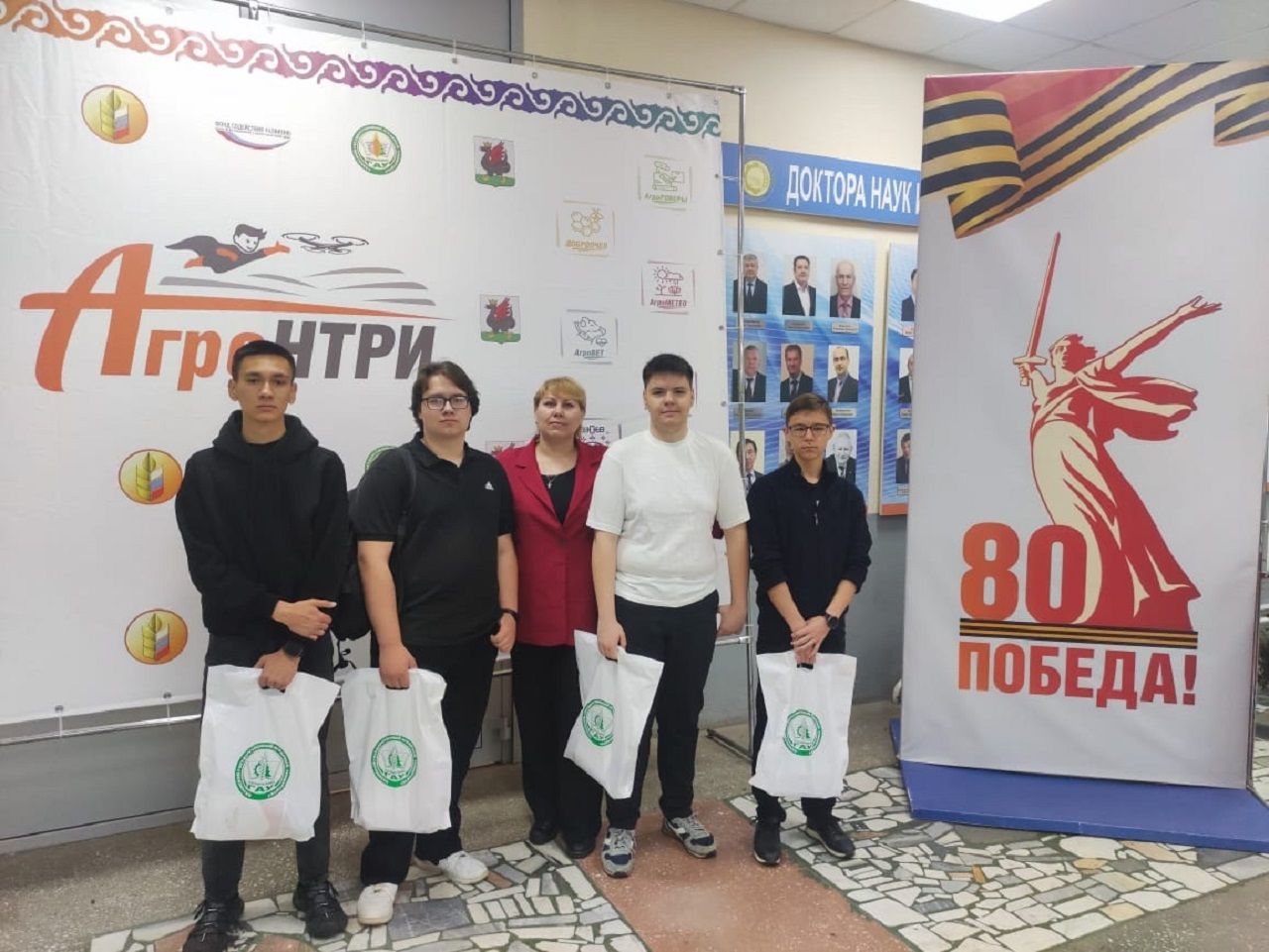 Учащиеся Лаишевского района продемонстрировали лучшие навыки в управлении БПЛА