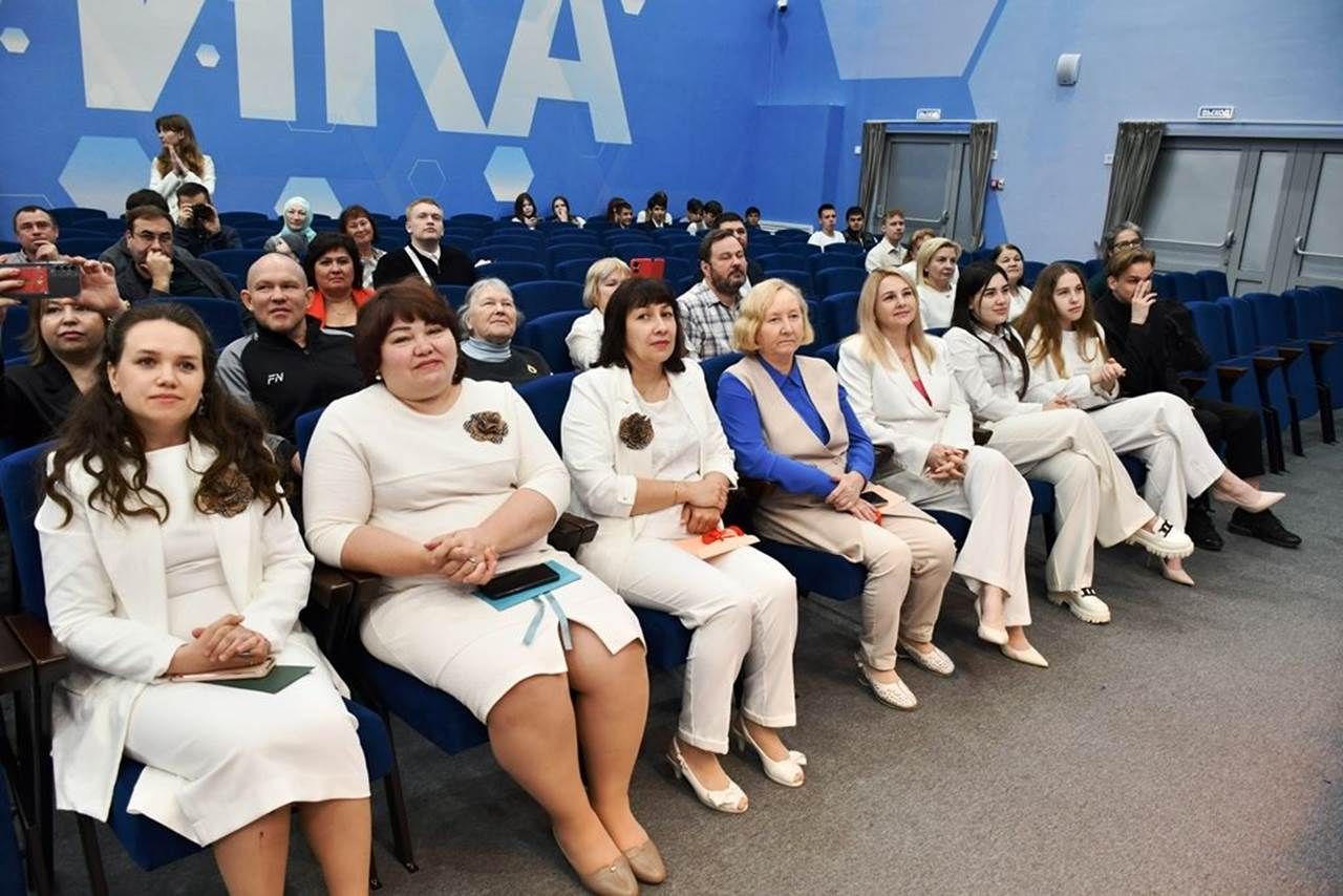 «Инноватика» лицееның тугызынчы сыйныф укучыларына соңгы кыңгырау