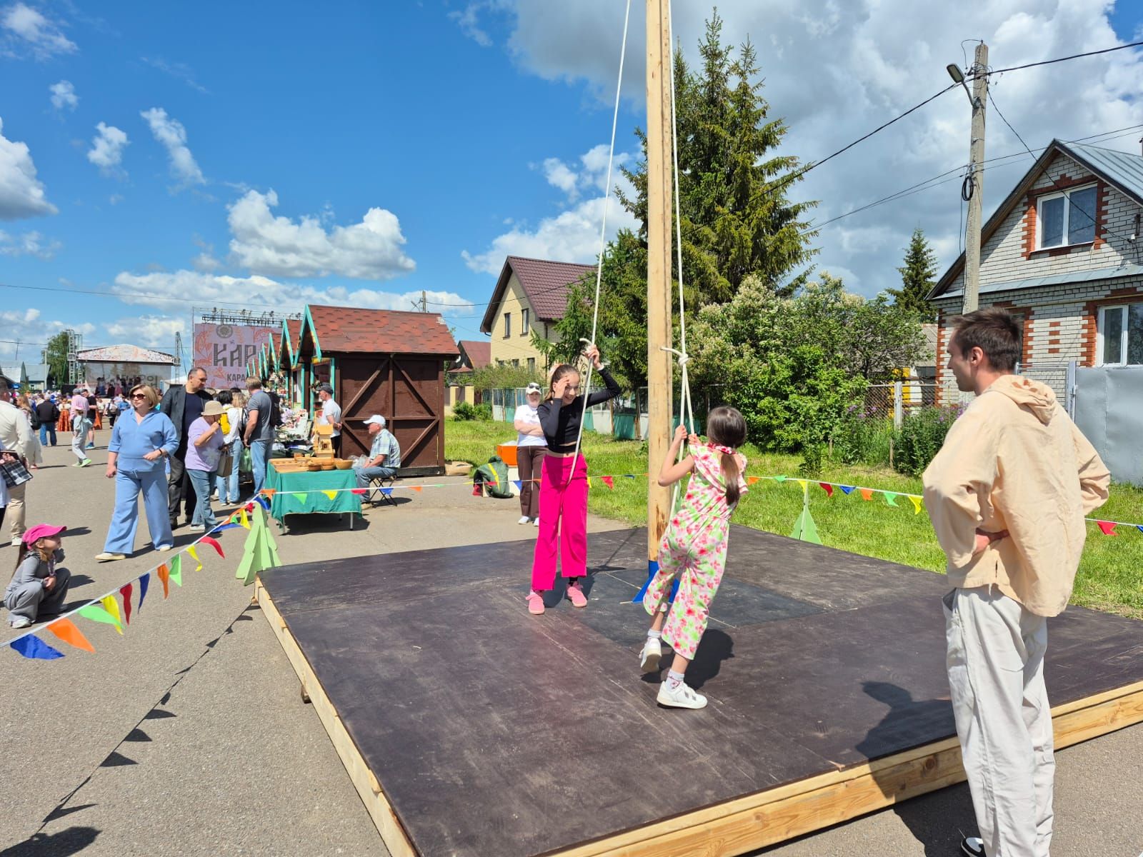 Никольское — точка притяжения весёлых, радостных и счастливых людей
