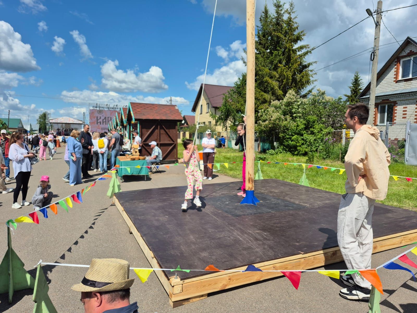 Никольское — точка притяжения весёлых, радостных и счастливых людей