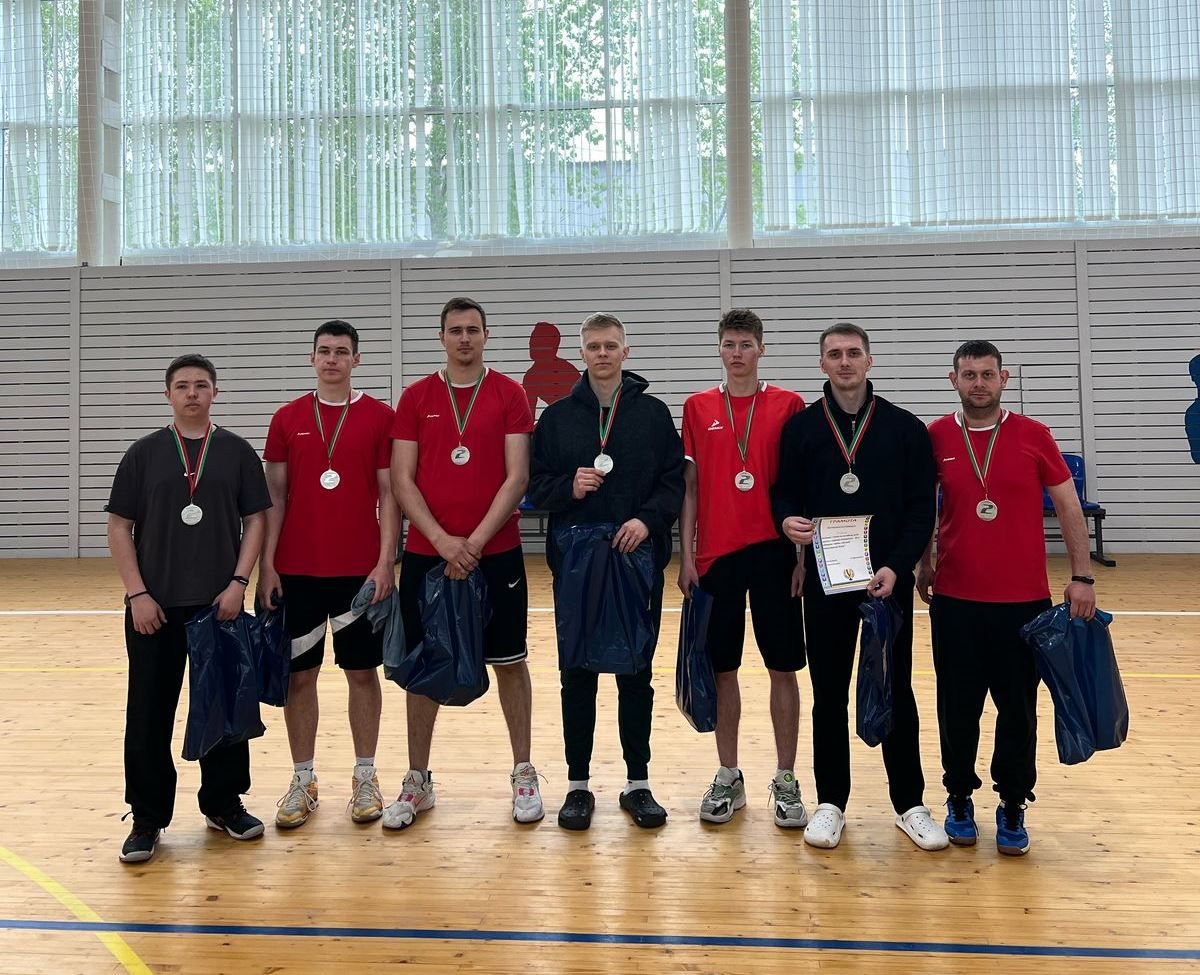 В Лаишеве волейбольный турнир посвятили 80-летию Победы