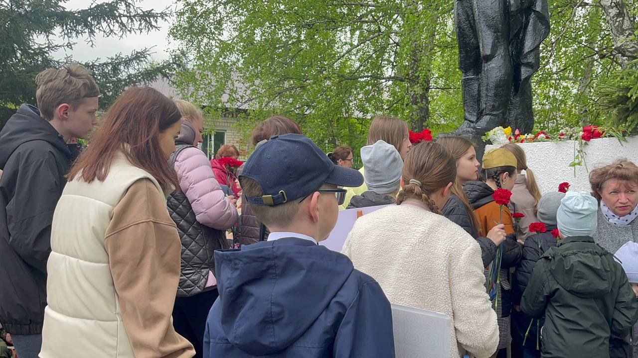 80 лет Победы: Большекабанское поселение чтит героев