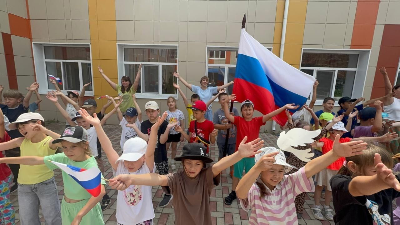 День России в Лаишевском районе отметили викториной и флешмобом