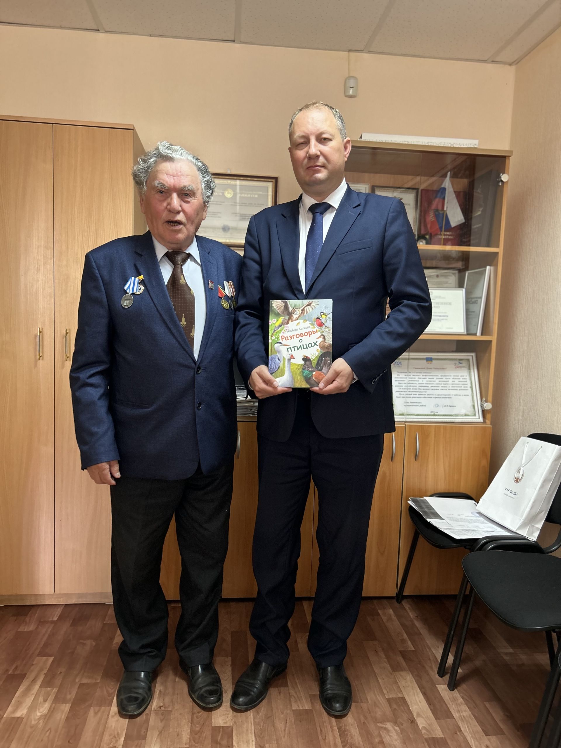 Альберт Кольцов из Больших Кабанов навестил редакцию нашей газеты