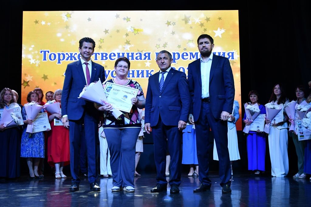 Школьный выпускной Лаишевского района: наставники