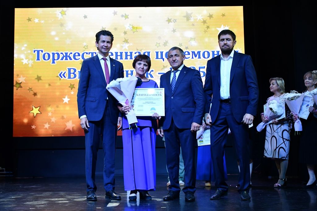 Школьный выпускной Лаишевского района: наставники