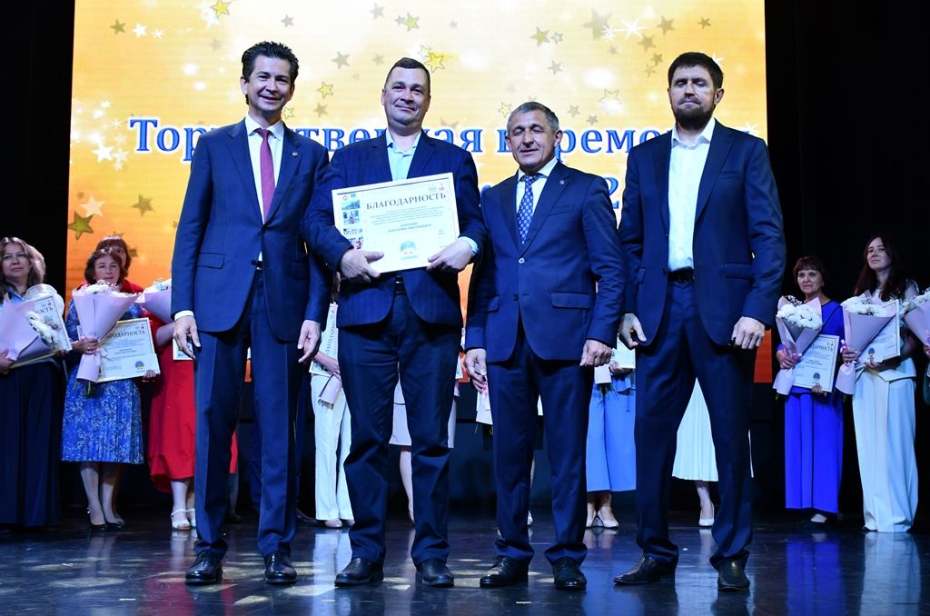 Школьный выпускной Лаишевского района: наставники