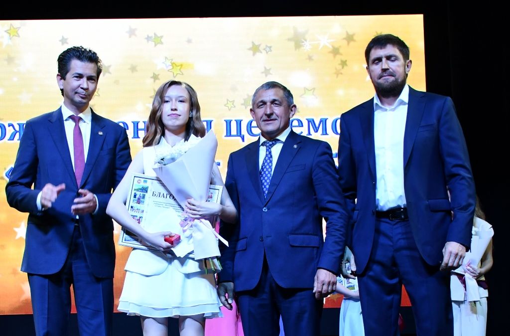 Выпускники Лаишевского района: золотые медалисты