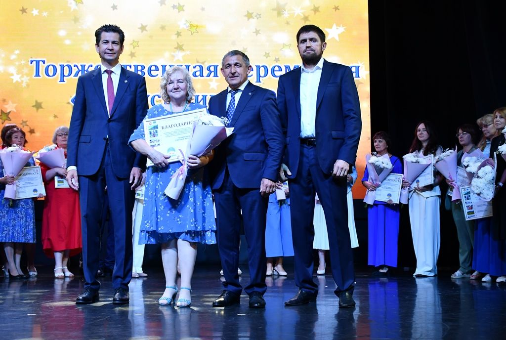 Школьный выпускной Лаишевского района: наставники