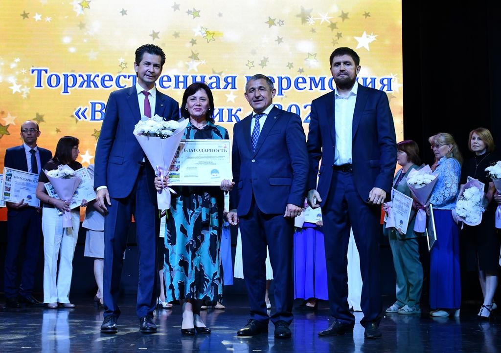 Школьный выпускной Лаишевского района: наставники