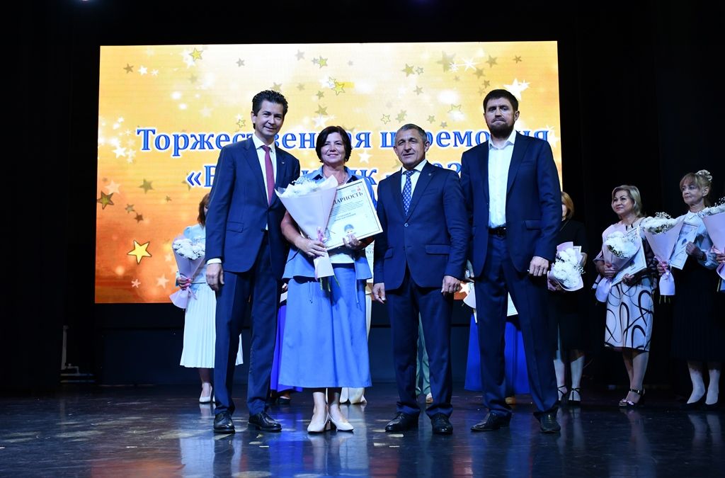 Школьный выпускной Лаишевского района: наставники