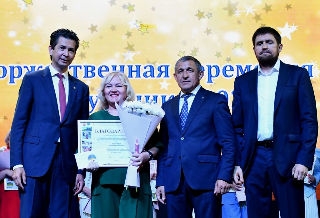 Школьный выпускной Лаишевского района: наставники