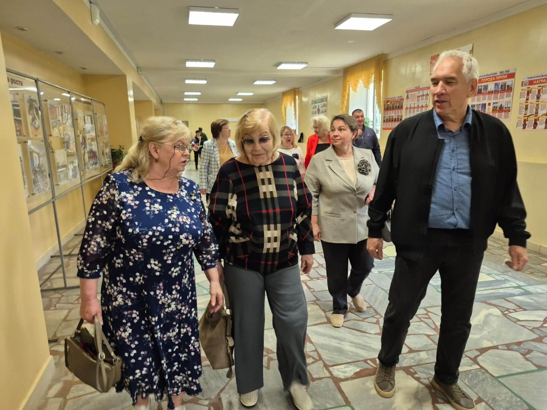 Алексей Петрович Малышев исемендәге Столбище мәктәбендә Советлар Союзы Герое кызы булды