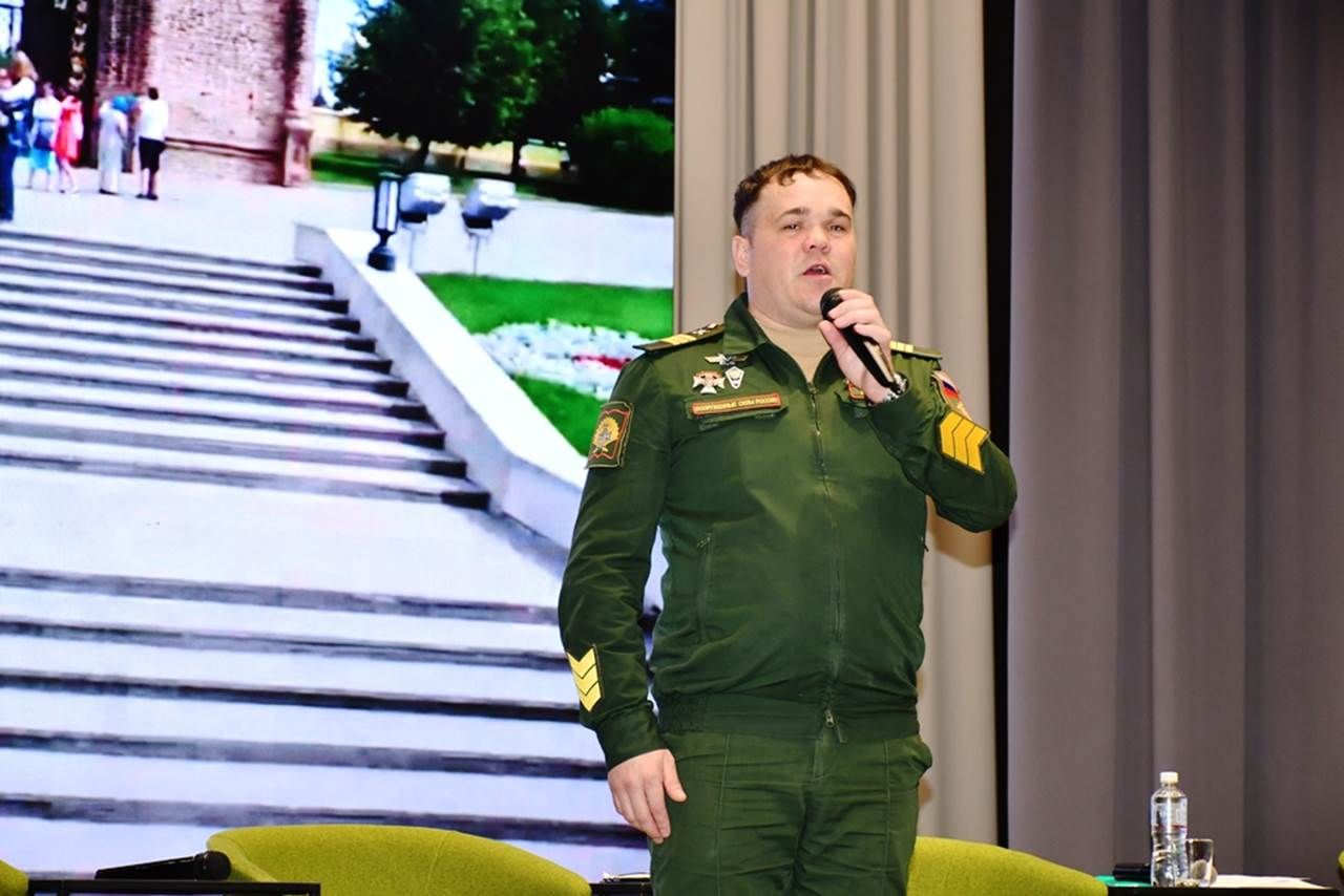 «Бердәм Россия» партиясенең күчмә утырышы Габишев авылының яңа мәдәният йортында узды