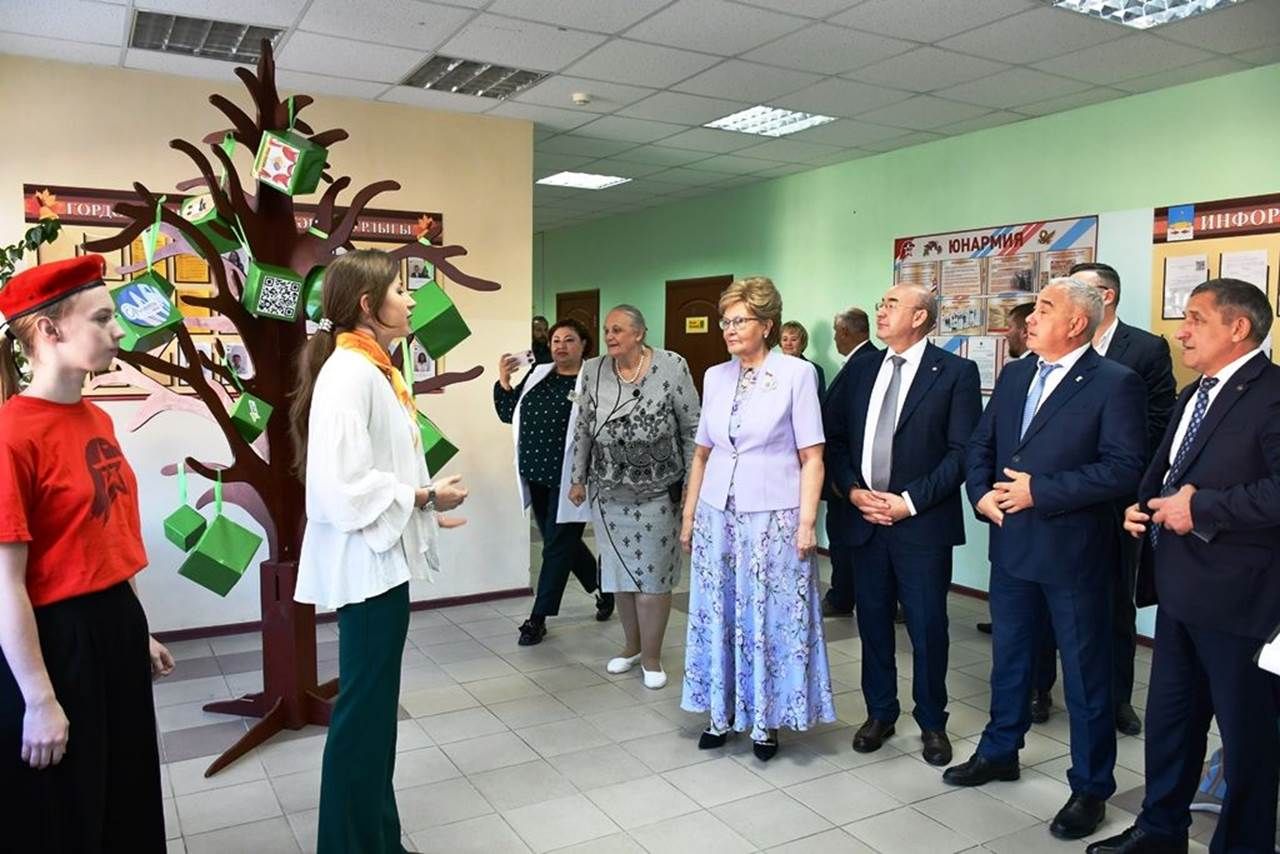 Никольский гимназиясе Лев Толстой исемен алды