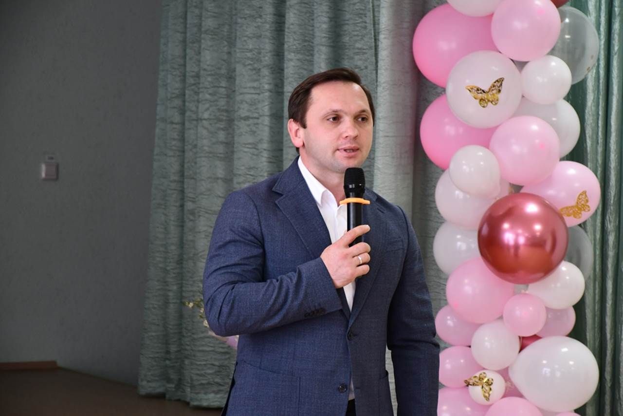 Имәнкискә мәктәбендә «Авыл укытучысы. Авыл тәрбиячесе» дигән темага конкурс үтте