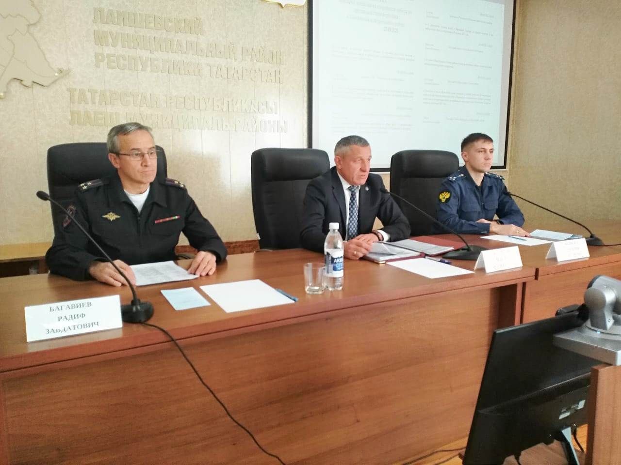 В Лаишевском районе обсудили вопросы противодействия коррупции