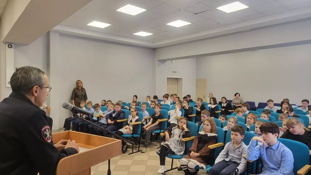 В Лаишевской школе №2 прошла встреча с начальником отдела МВД