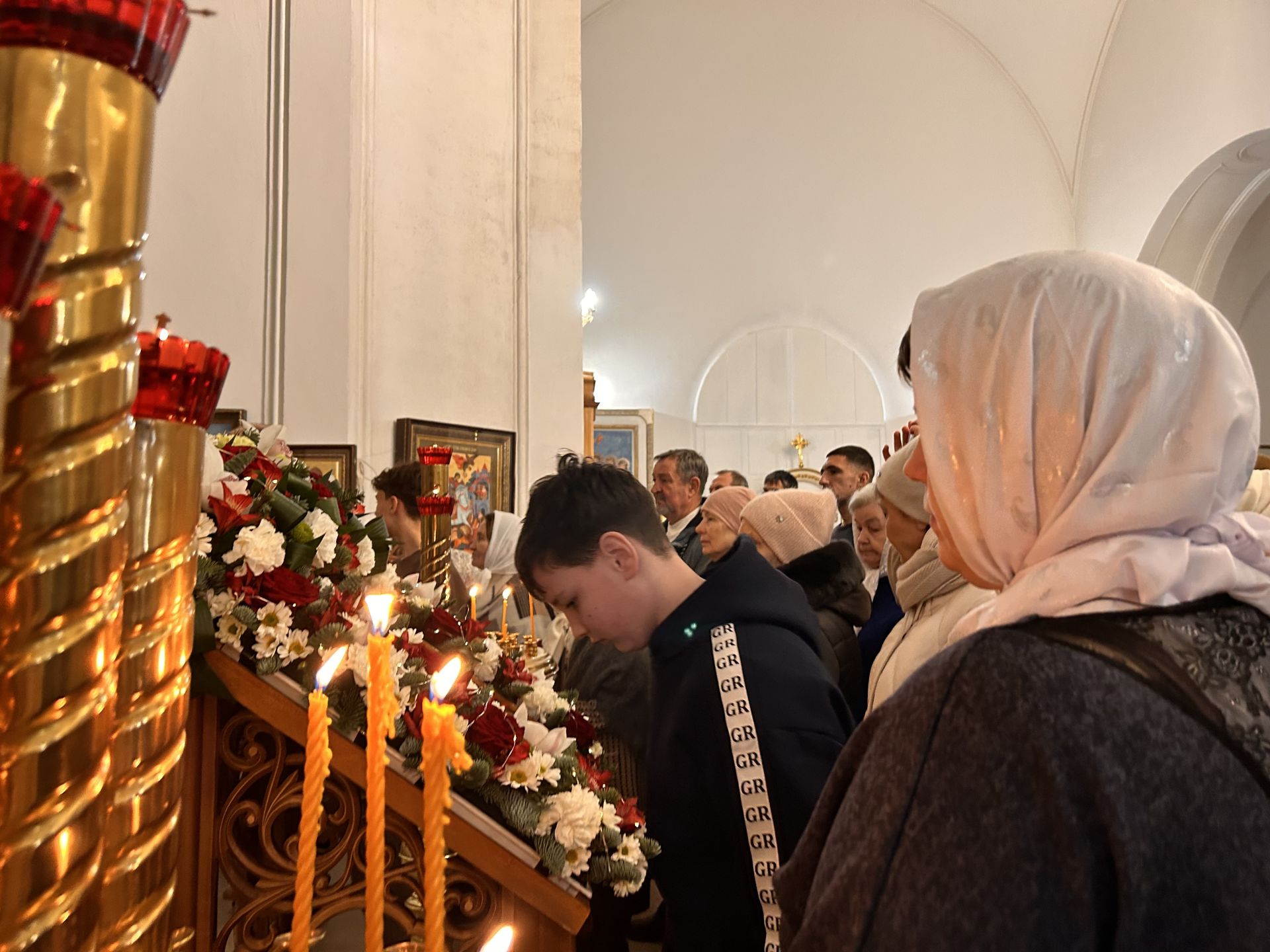 Лаишевские храмы встретили Рождество Христово торжественными богослужениями