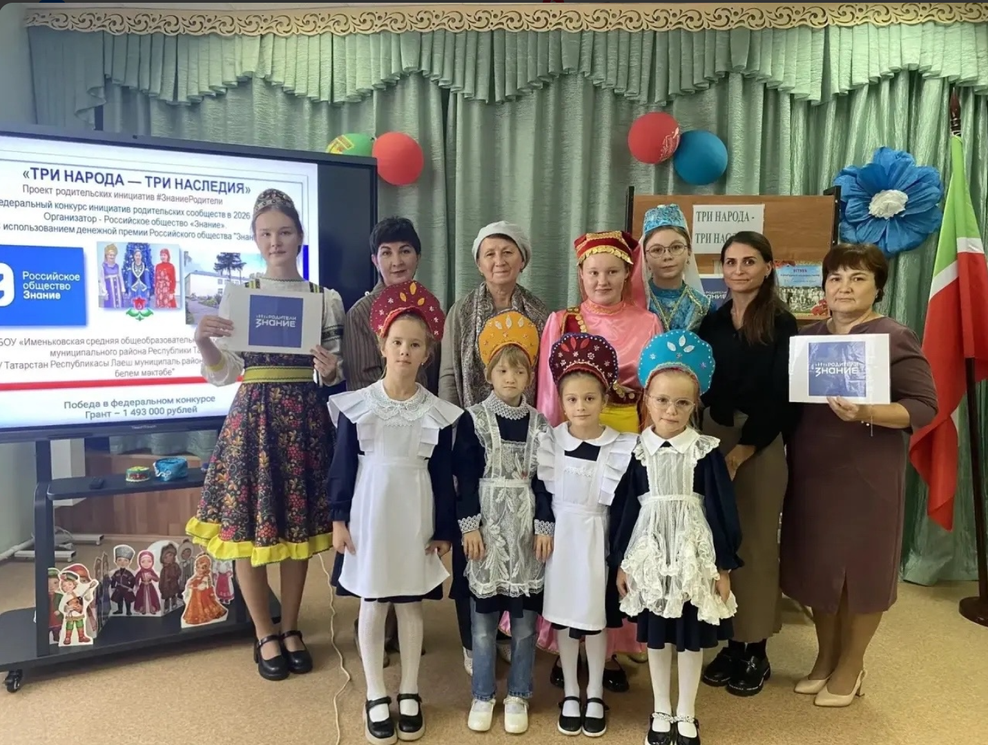 Именьковская школа воссоздала «Культурный код» через искусство кокошника