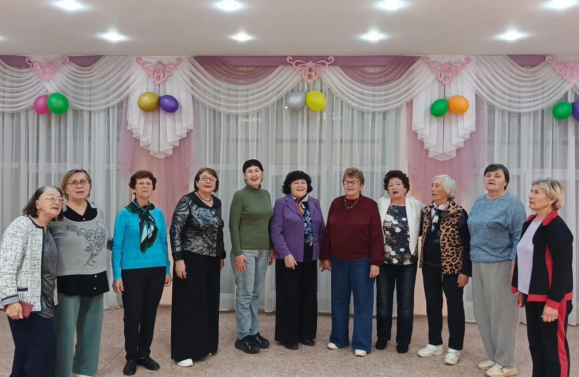 История живет рядом: День рождения комсомола отметили в Лаишевском РДК