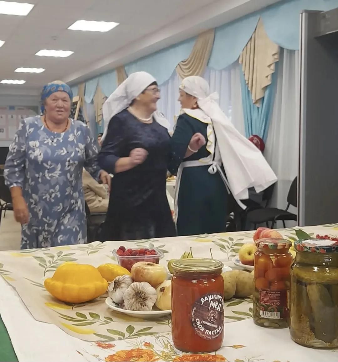 В Атабаевском СДК провели праздник для пожилых сельчан