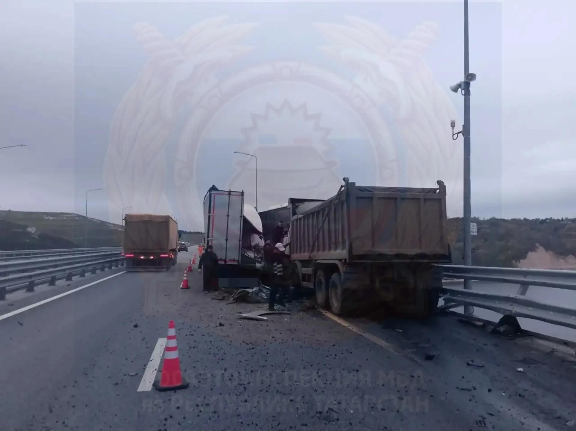 Семь человек пострадали в тройном ДТП на трассе М-12 в Татарстане
