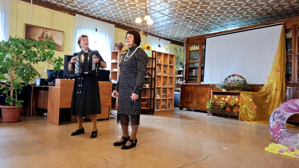 Осенние посиделки в Лаишевской библиотеке