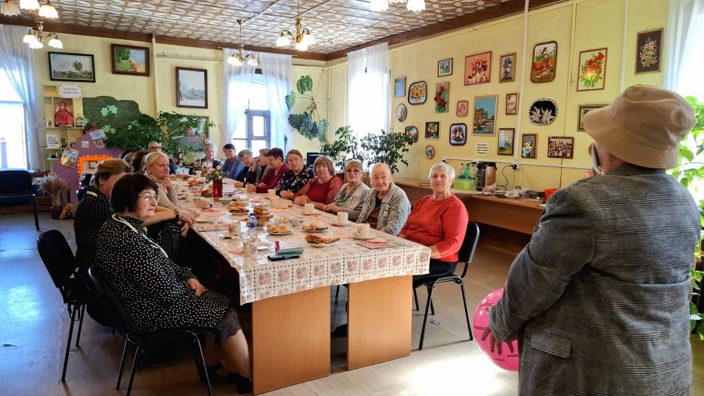 Осенние посиделки в Лаишевской библиотеке