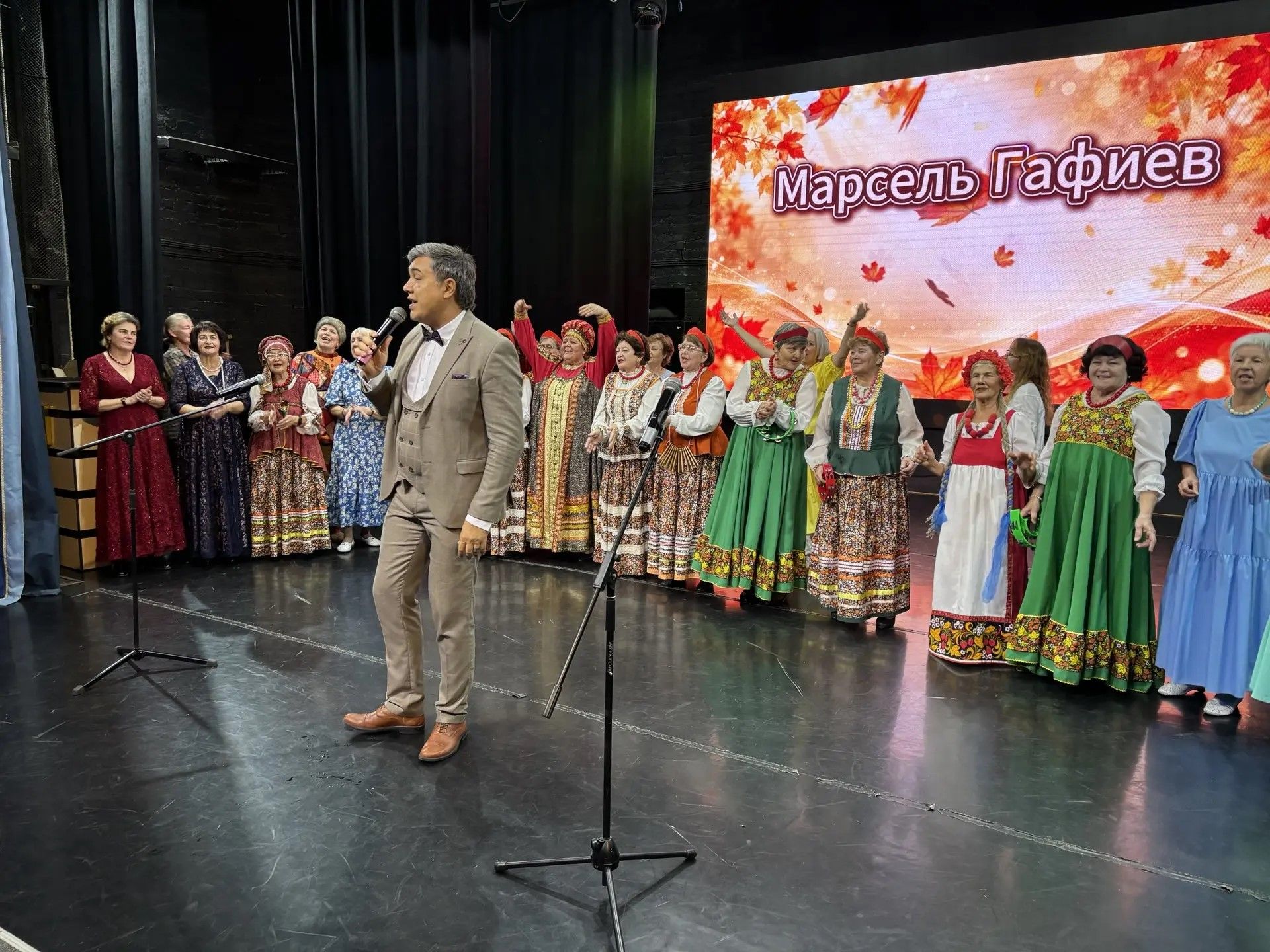 В районном ДК чествовали старшее поколение