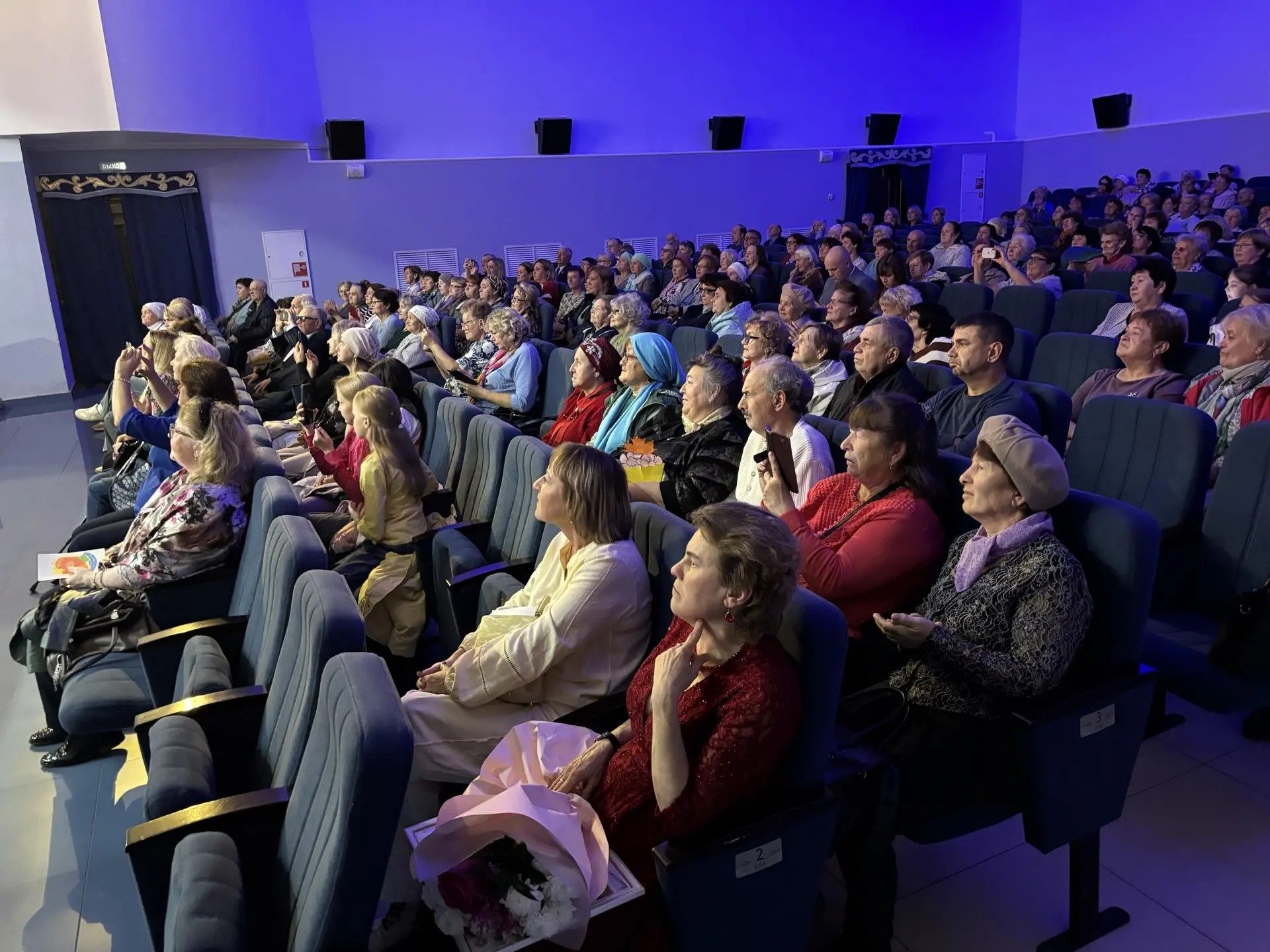 В районном ДК чествовали старшее поколение