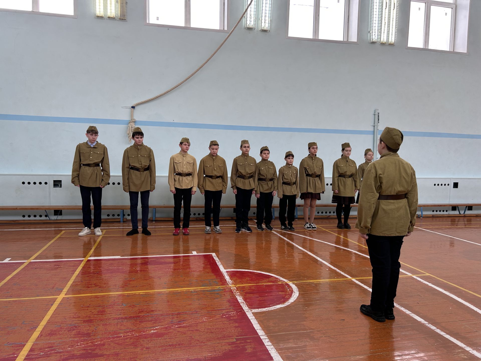 «Смотр строя и песни» в Лаишевской гимназии №1: дисциплина и патриотизм в унисон