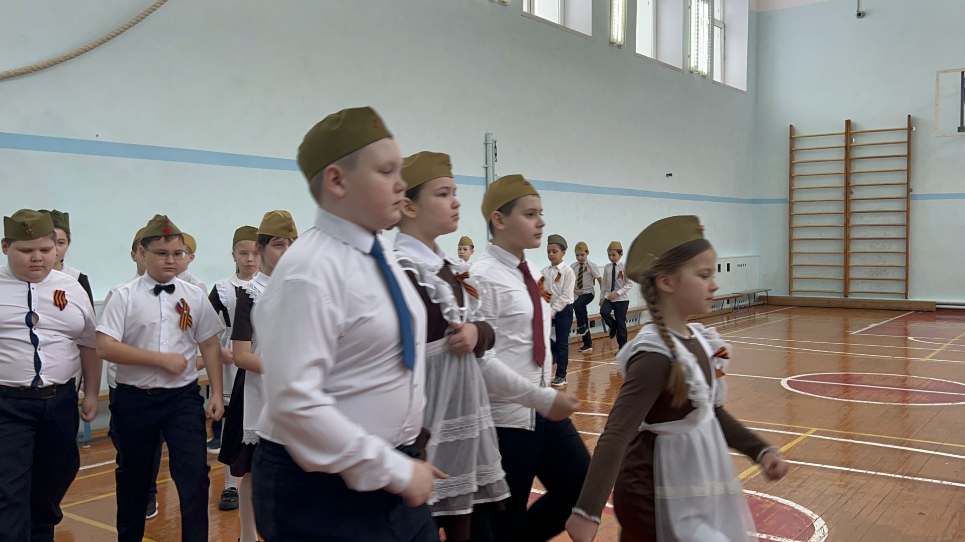«Смотр строя и песни» в Лаишевской гимназии №1: дисциплина и патриотизм в унисон