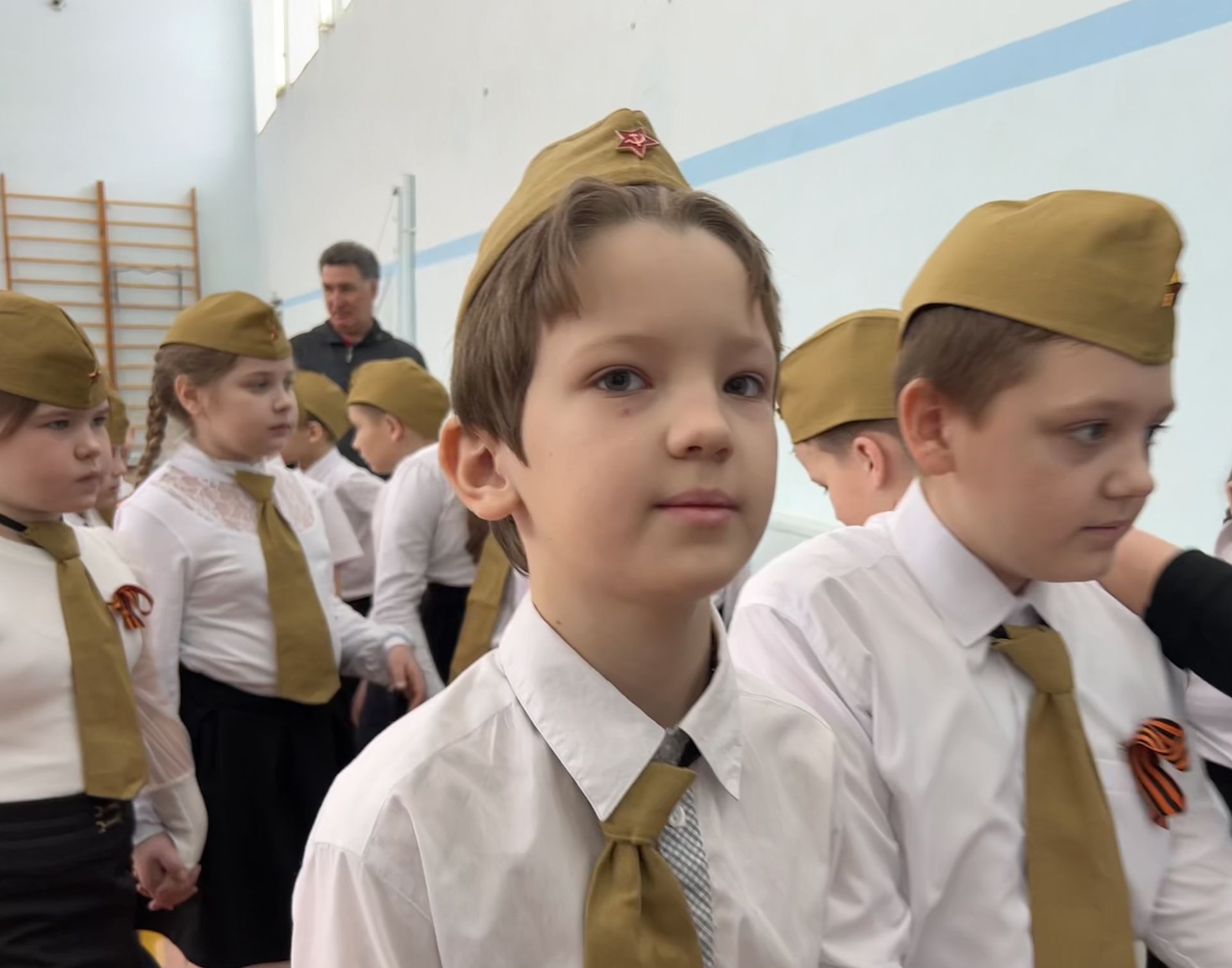 «Смотр строя и песни» в Лаишевской гимназии №1: дисциплина и патриотизм в унисон