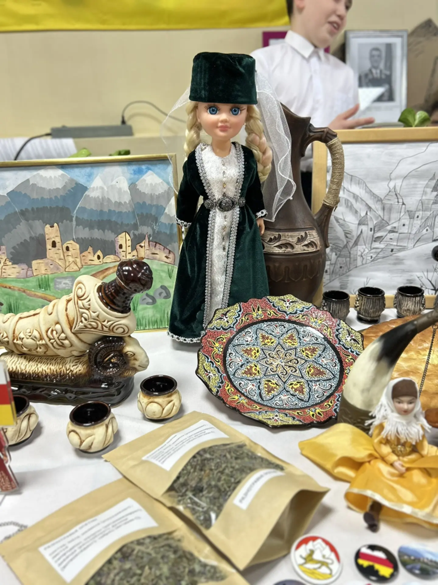 Столбище мәктәбендә халыклар бәйрәме узды